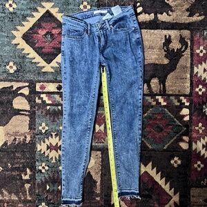 Levi’s skinny jean